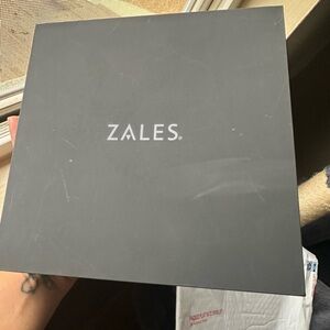Zales Sleek Black Necklace  Box